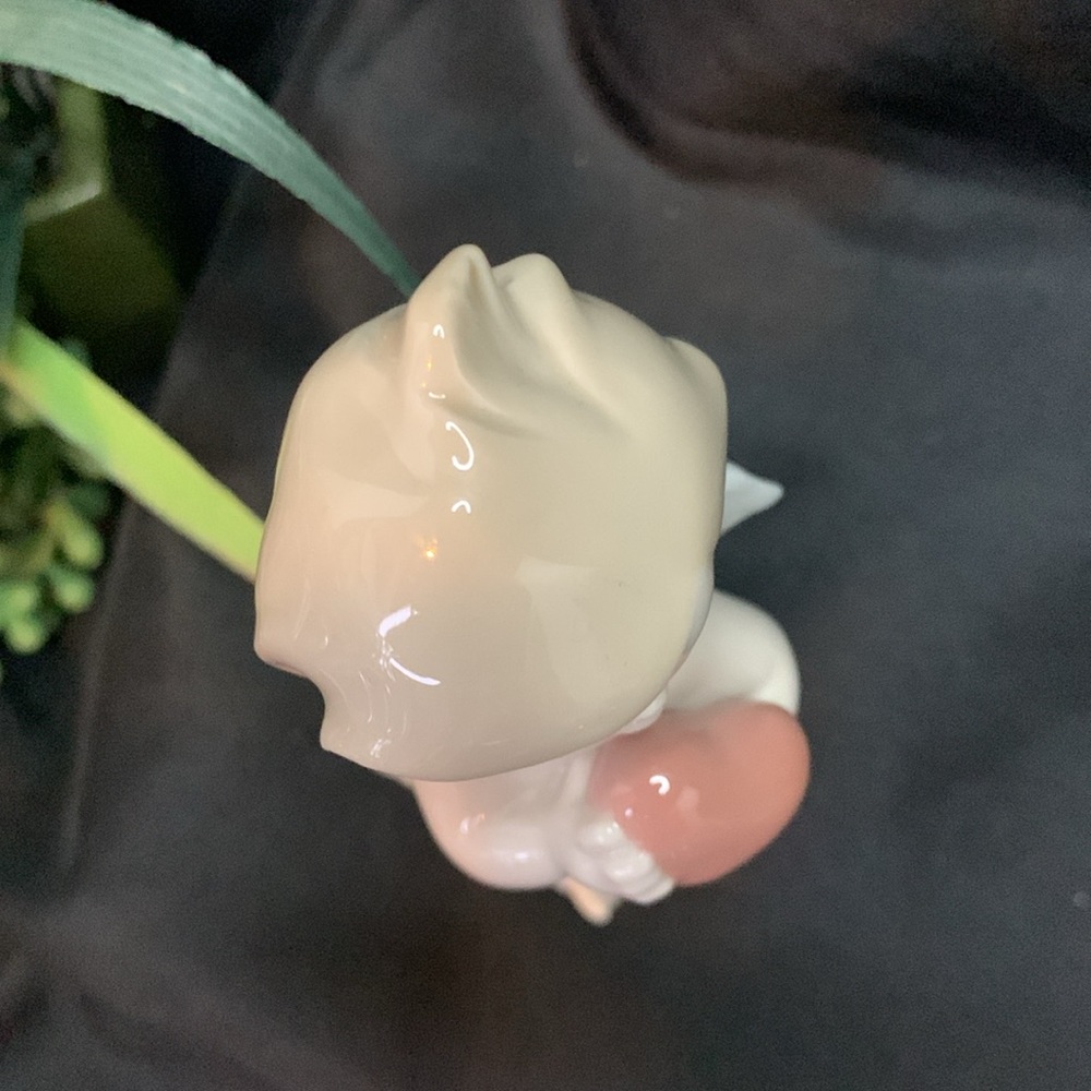 Vintage NAO / Lladro “A Little Heart of Love” Cherub / Angel figure - Picture 7 of 8
